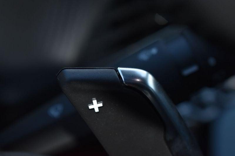 Peugeot 2008 2008 Hybrid 145 e-DCS6 Allure