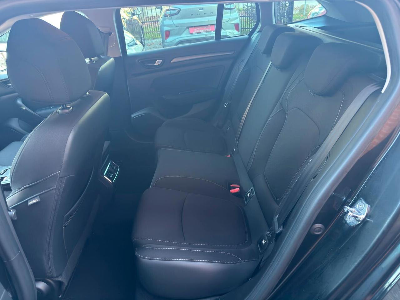 Renault Megane Mégane Sporter Blue dCi 115 CV