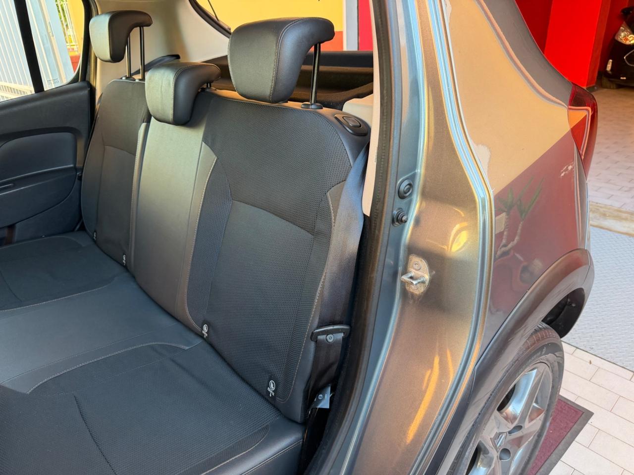 Dacia Sandero 1.5 dCi 8V 90CV S&S Serie Speciale Brave
