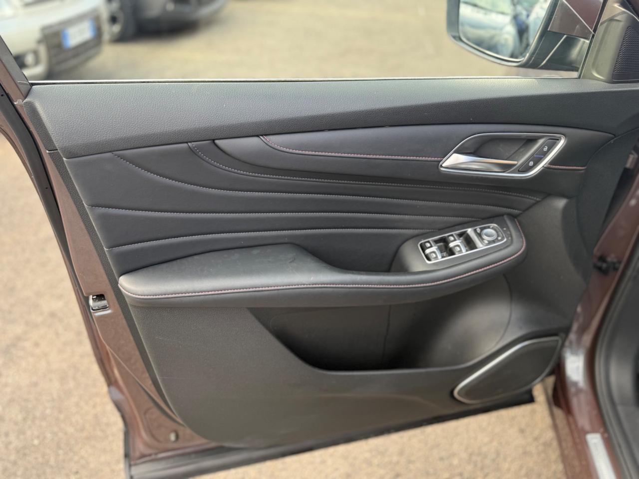 Mg HS 1.5T-GDI Luxury Automatica 19.000km