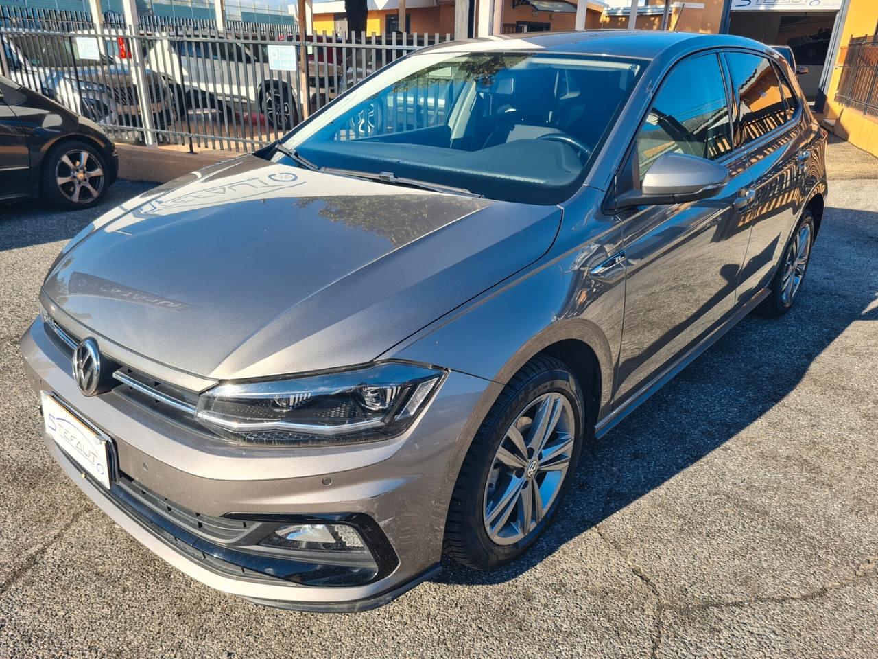 Volkswagen Polo 1.0 TSI 5p. R-Line *PDC*AUX*BLUETOOTH*