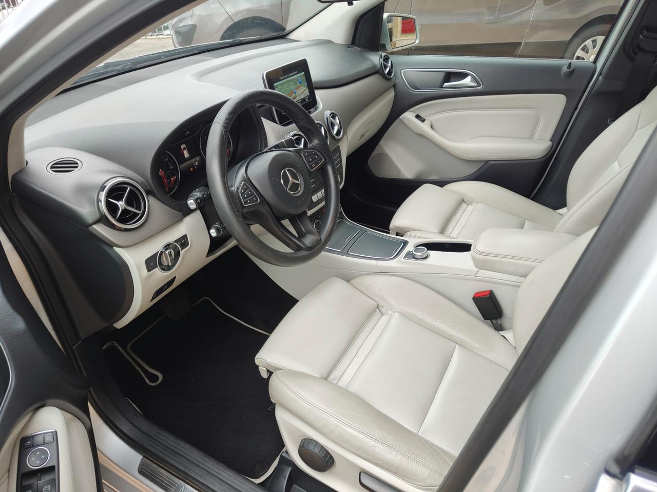 Mercedes-benz B 180 d Automatic Executive