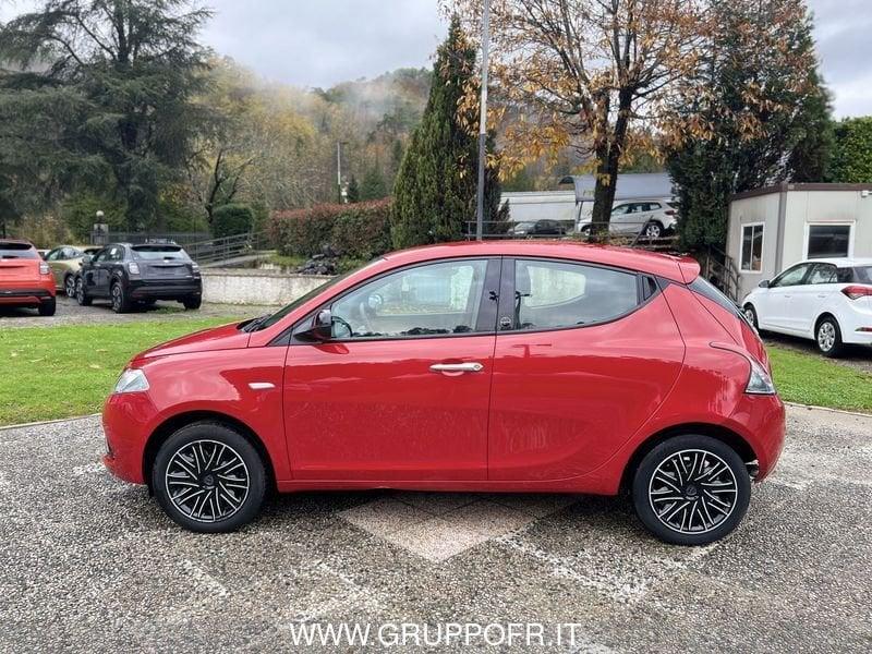Lancia Ypsilon 1.0 FireFly 5 porte S&S Hybrid Ecochic Gold