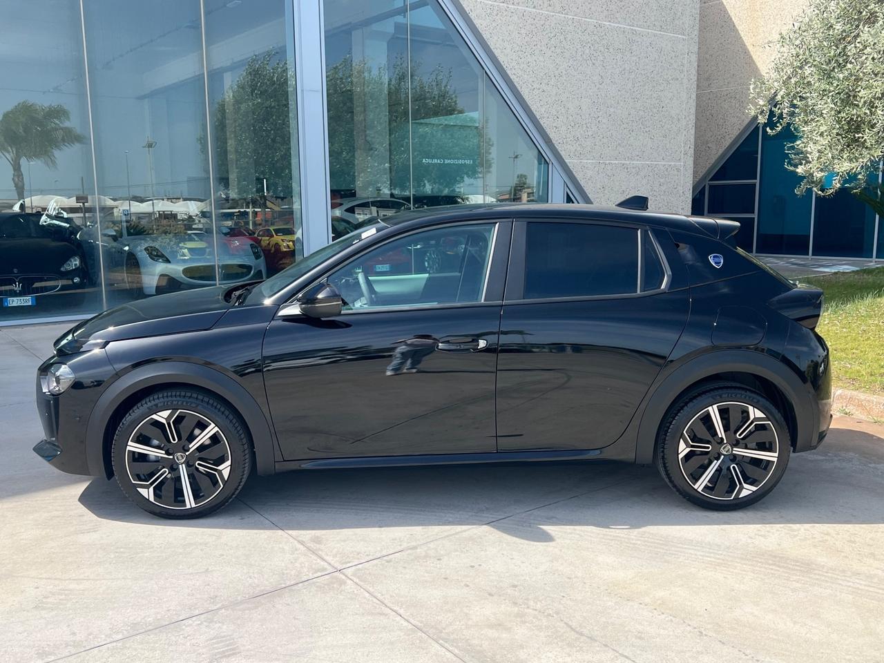 Lancia Ypsilon 1.2 Hybrid e-DCT - possibilità noleggio no scoring
