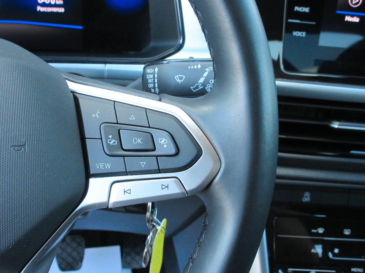 Volkswagen T-Roc 1.0 tsi Life 110cv