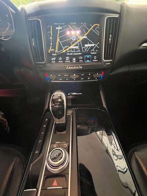 MASERATI LEVANTE 3.0 TDI 250CV V6 PELLE TOTALE AUTOMATICA