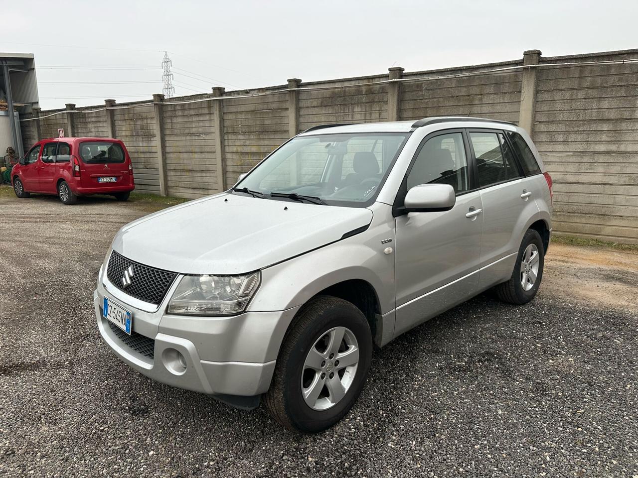 Suzuki Grand Vitara 1.9 DDiS 5 porte Executive