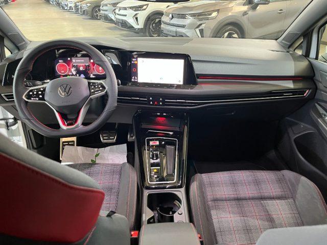 VOLKSWAGEN Golf GTI 2.0 TSI DSG GTI LED MATRIX/ "19 R /NAVI/PARK