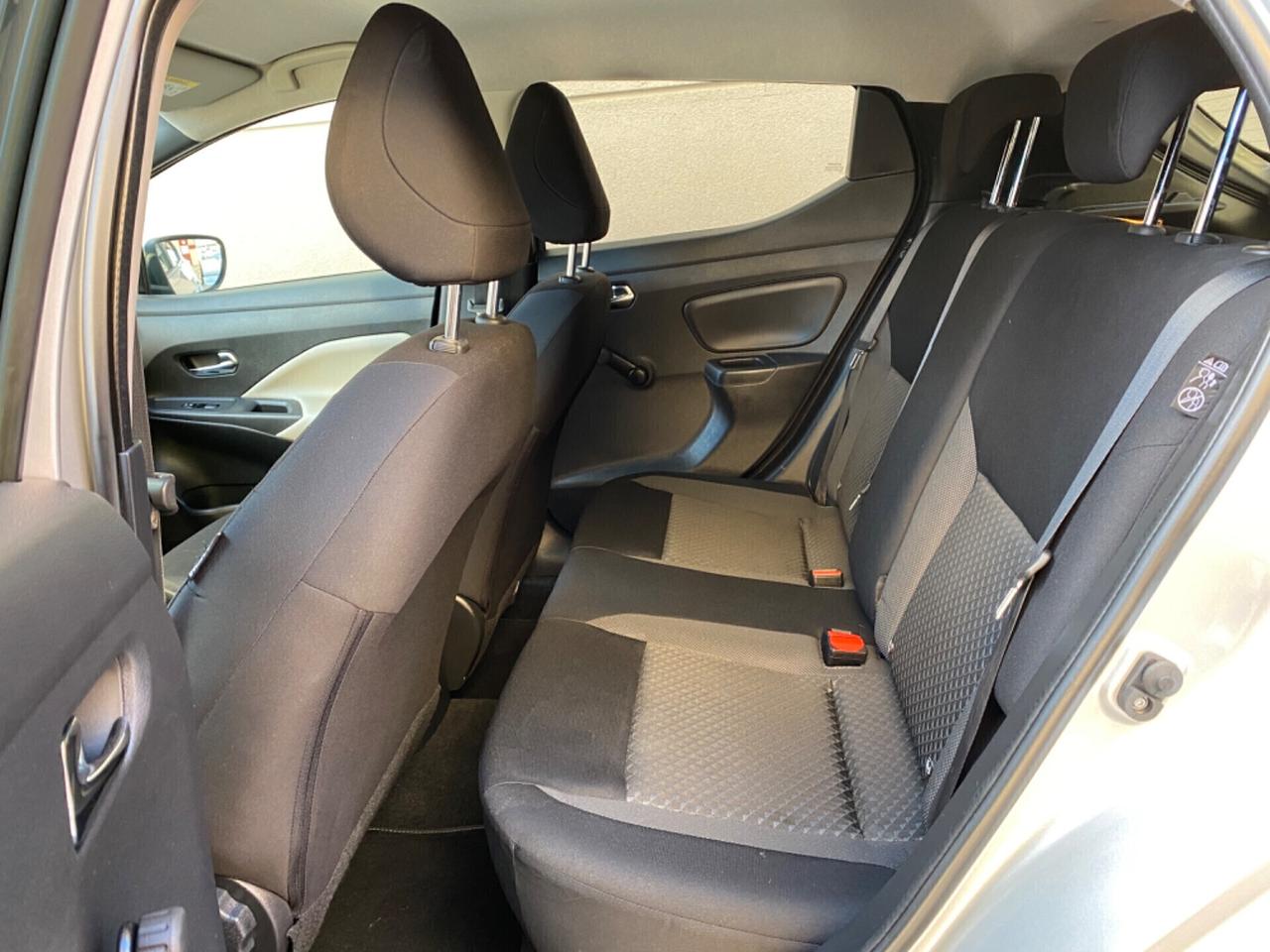 Nissan Micra 1.0 Benzina