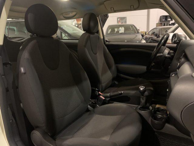 MINI One 1.6 16V One 72kW