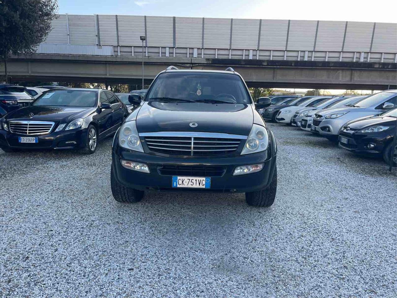 SSANGYONG REXTON - DELUXE - AUTOMATICA