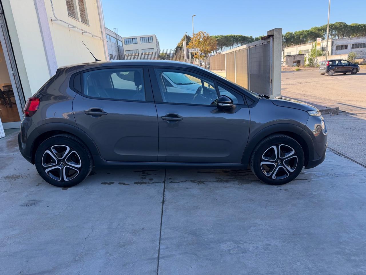 Citroen C3 PLUS 1.2 Benz 83CV anno 2024