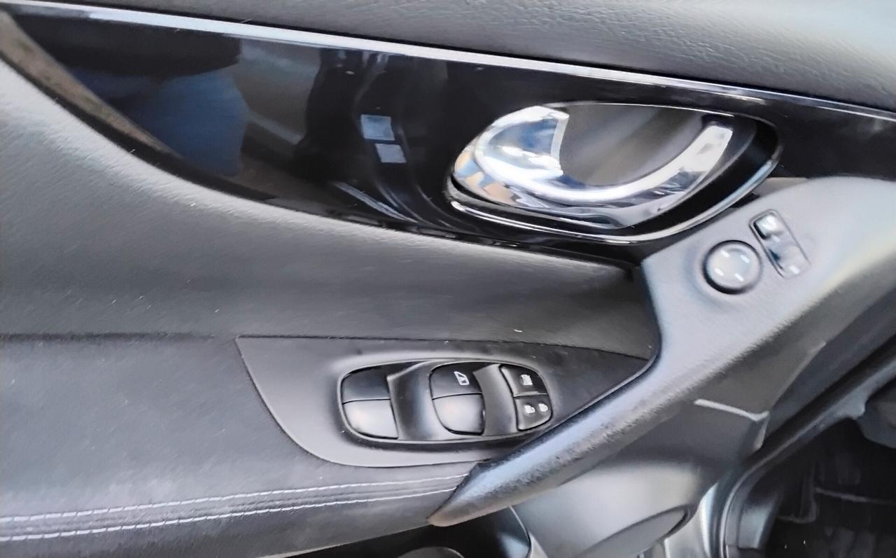 Nissan Qashqai 1.5 dCi Tekna