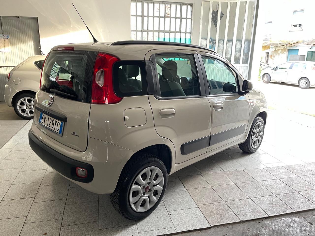 Fiat Panda 0.9 TwinAir Turbo Natural Power Lounge (62 kw)