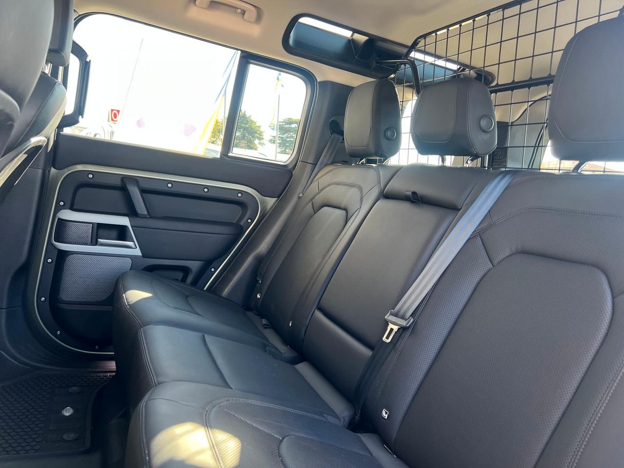 Land Rover Defender 90 3.0D I6 200 CV AWD Auto SE