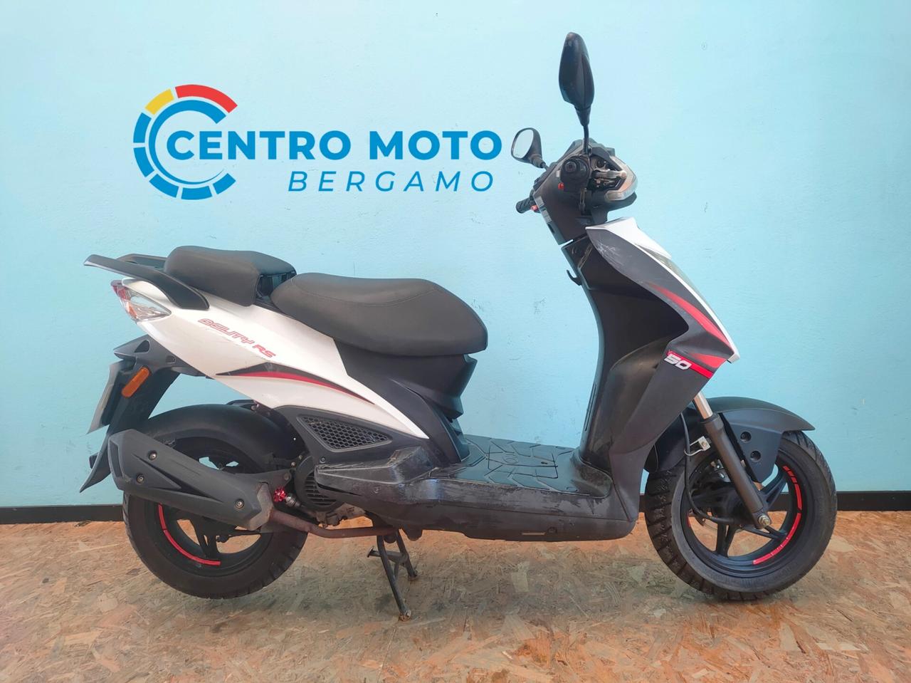 Kymco Agility 50 RS: grintoso e parsimonioso