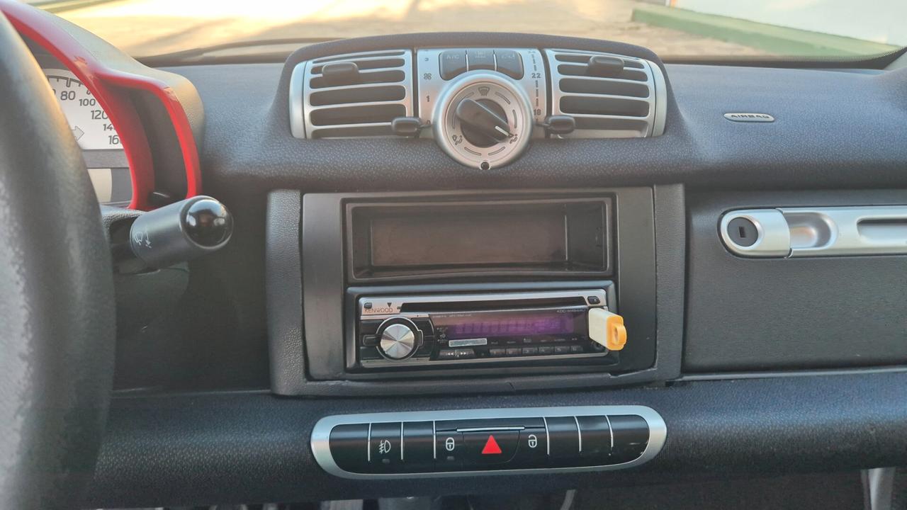 Smart ForTwo 1000 52 kW MHD coupé pulse
