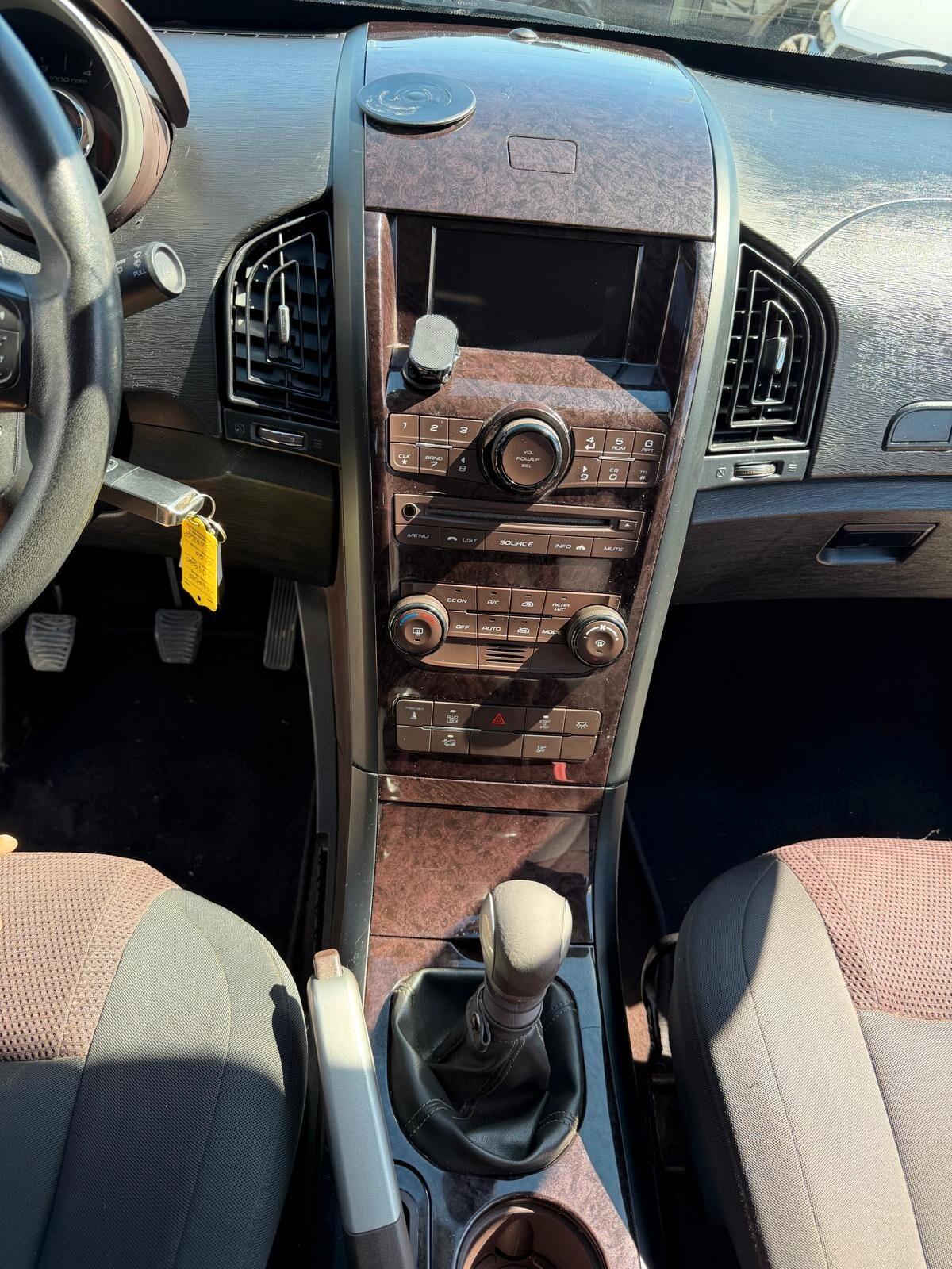 Mahindra XUV500 2.2 16V AWD W8