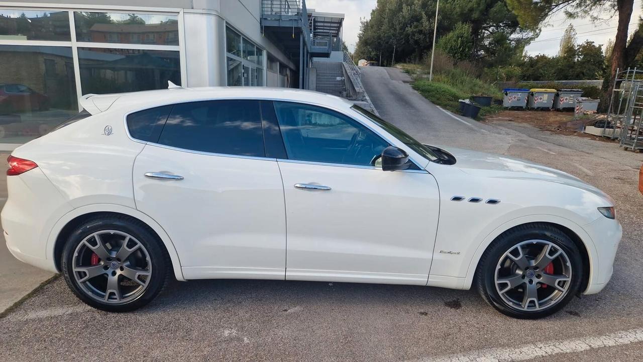 Maserati Levante V6 Diesel AWD Gransport