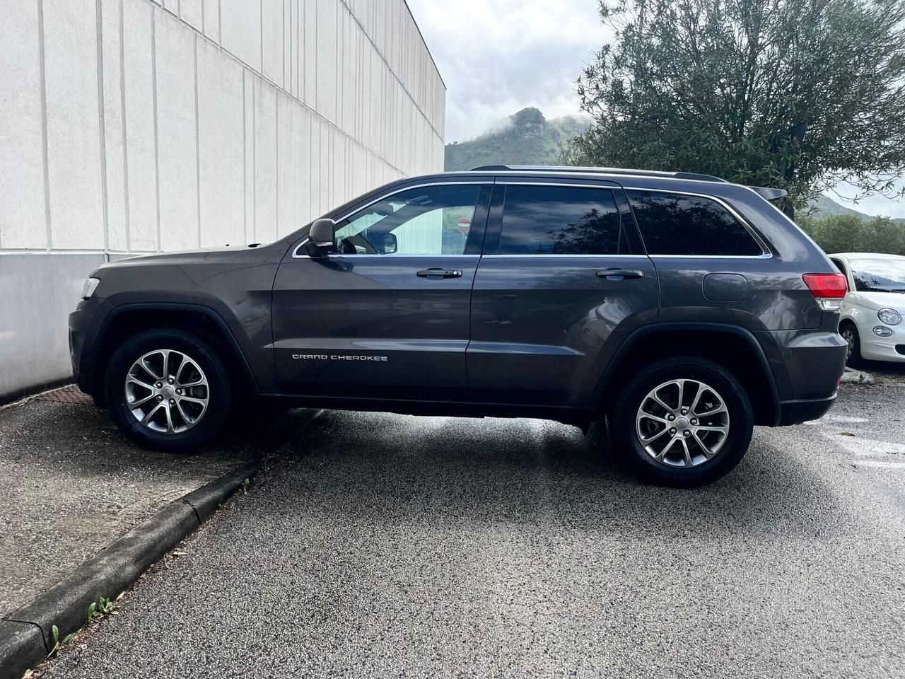Jeep Grand Cherokee 3.0 V6(190cv)*NAVI*KEYLESS*GOMME NUOVE*SCHERMI POSTERIORI