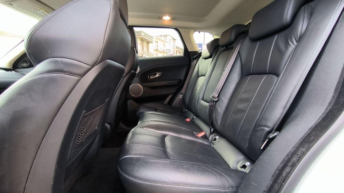Land Rover Range Rover Evoque 2.2 TD4 6m 5p. Prestige