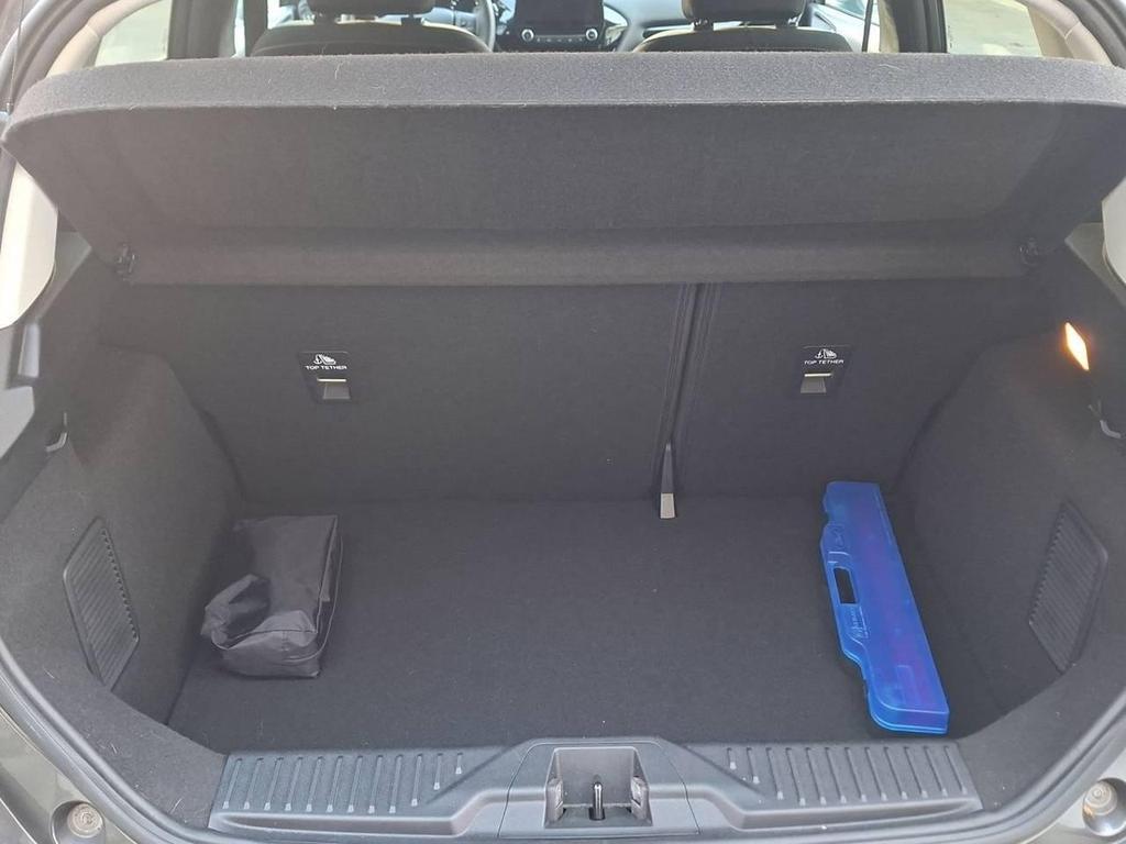 Ford Fiesta 5 Porte 1.1 Titanium
