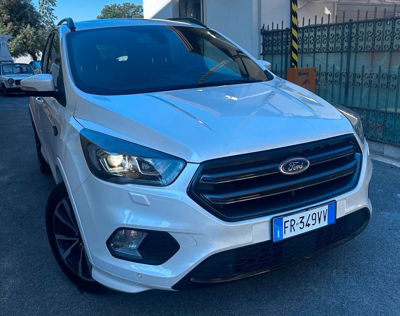 Ford Kuga 2.0 TDCi 180CV ST-Line 4WD | Trazione Integrale - Pacchetto Sportivo -Km certificati