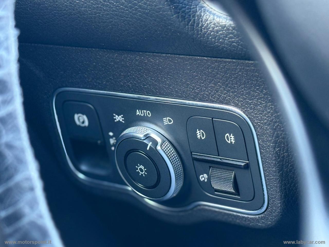 MERCEDES-BENZ GLB 180 d Automatic Business Extra