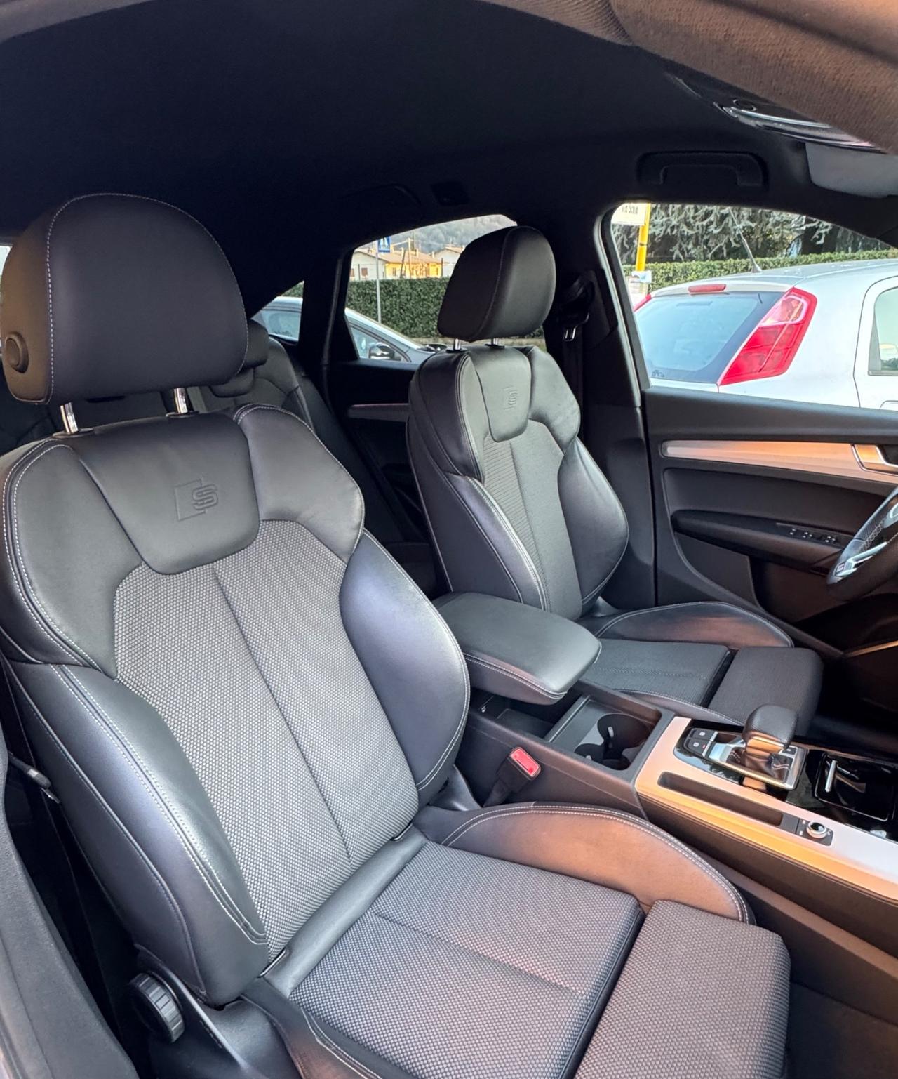 Audi Q5 40 quattro S tronic line plus