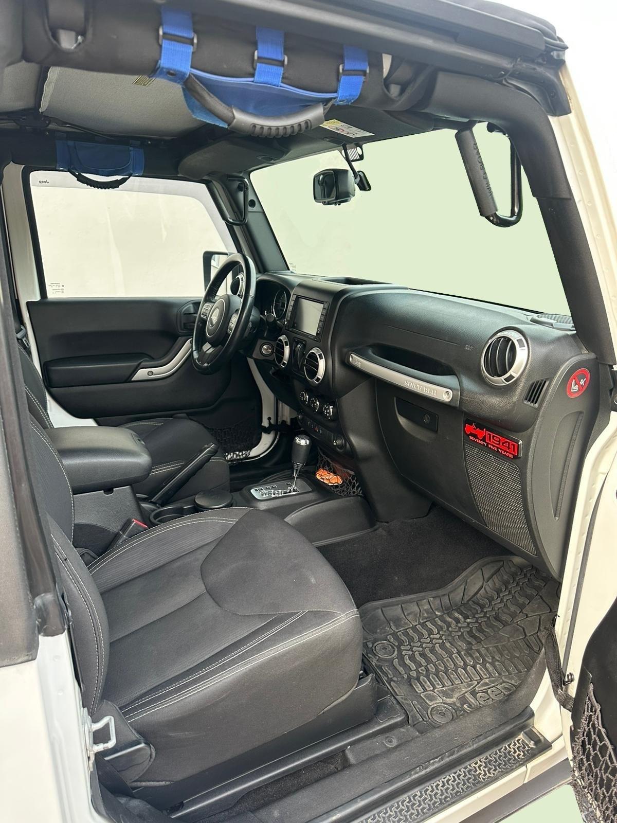 Jeep Wrangler 2.8 CRD DPF Rubicon Auto Perfetta