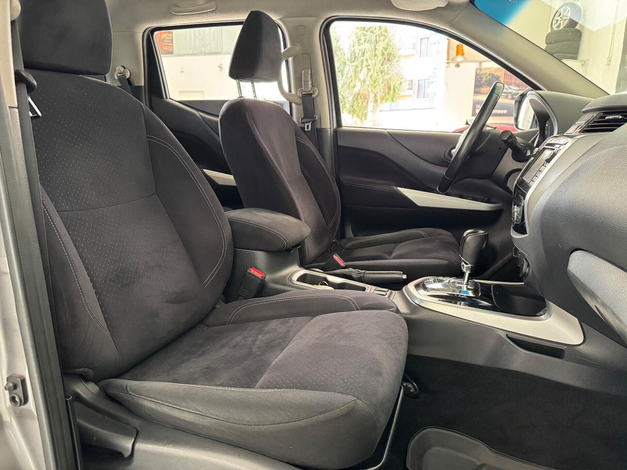 Nissan Navara 2.3 dCi 190 CV 7AT 4WD Double Cab N-Connecta