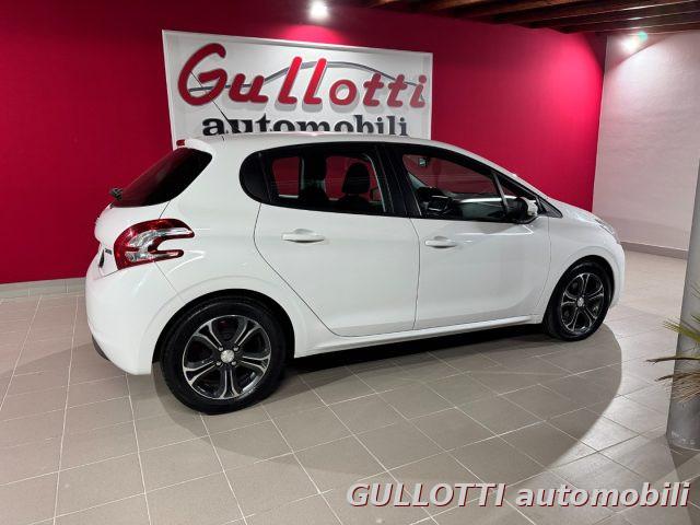PEUGEOT 208 1.4 8V HDi 68CV 5p. Allure