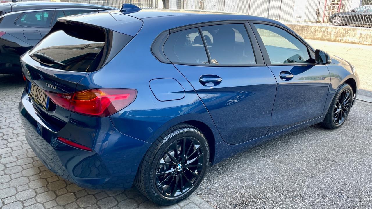BMW 116D 1.5 BUSINESS ADVANTAGE 116CV - SEDILI RISCALDATI, NEOPATENTATI