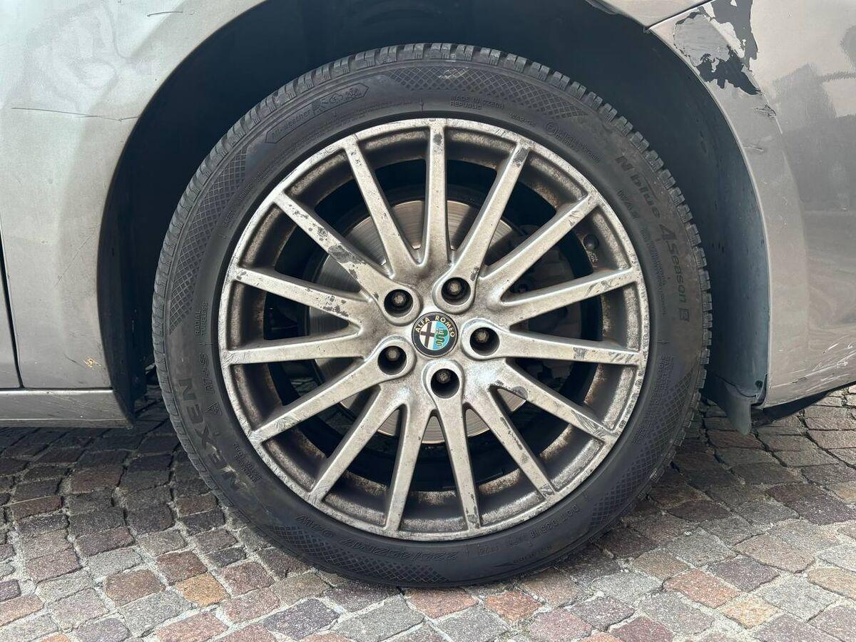 Alfa Romeo Giulietta 1.4 t. m.air Distinctive 170cv