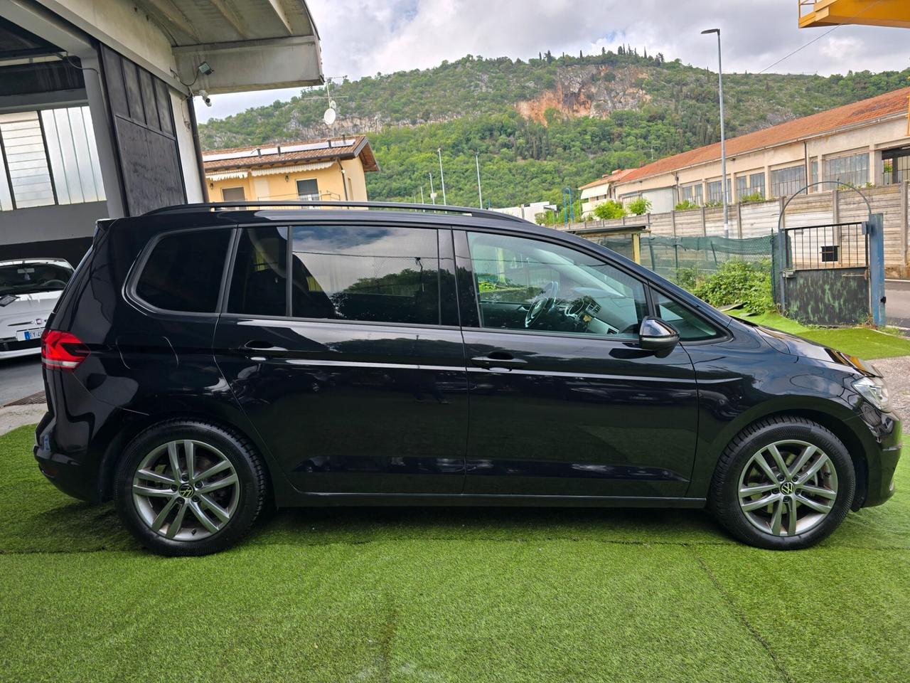 VW Touran 2.0 TDI 150CV DSG Executive 7POSTI-2022
