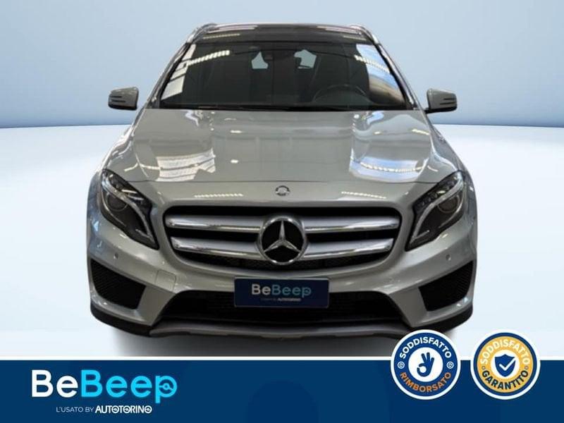 Mercedes-Benz GLA 200 D (CDI) PREMIUM 4MATIC AUTO