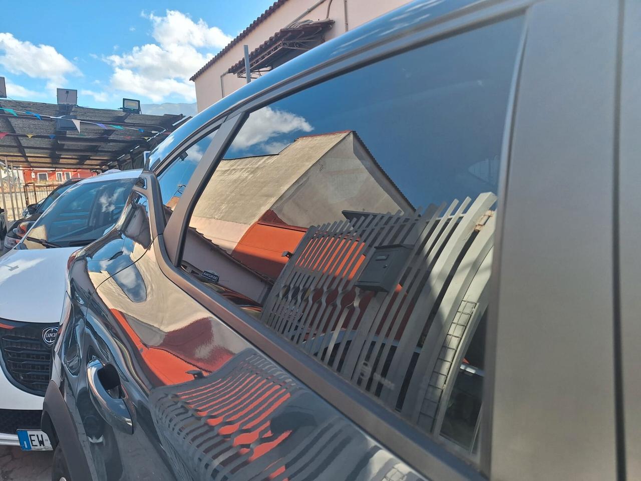 Renault Captur Mild Hybrid Intens