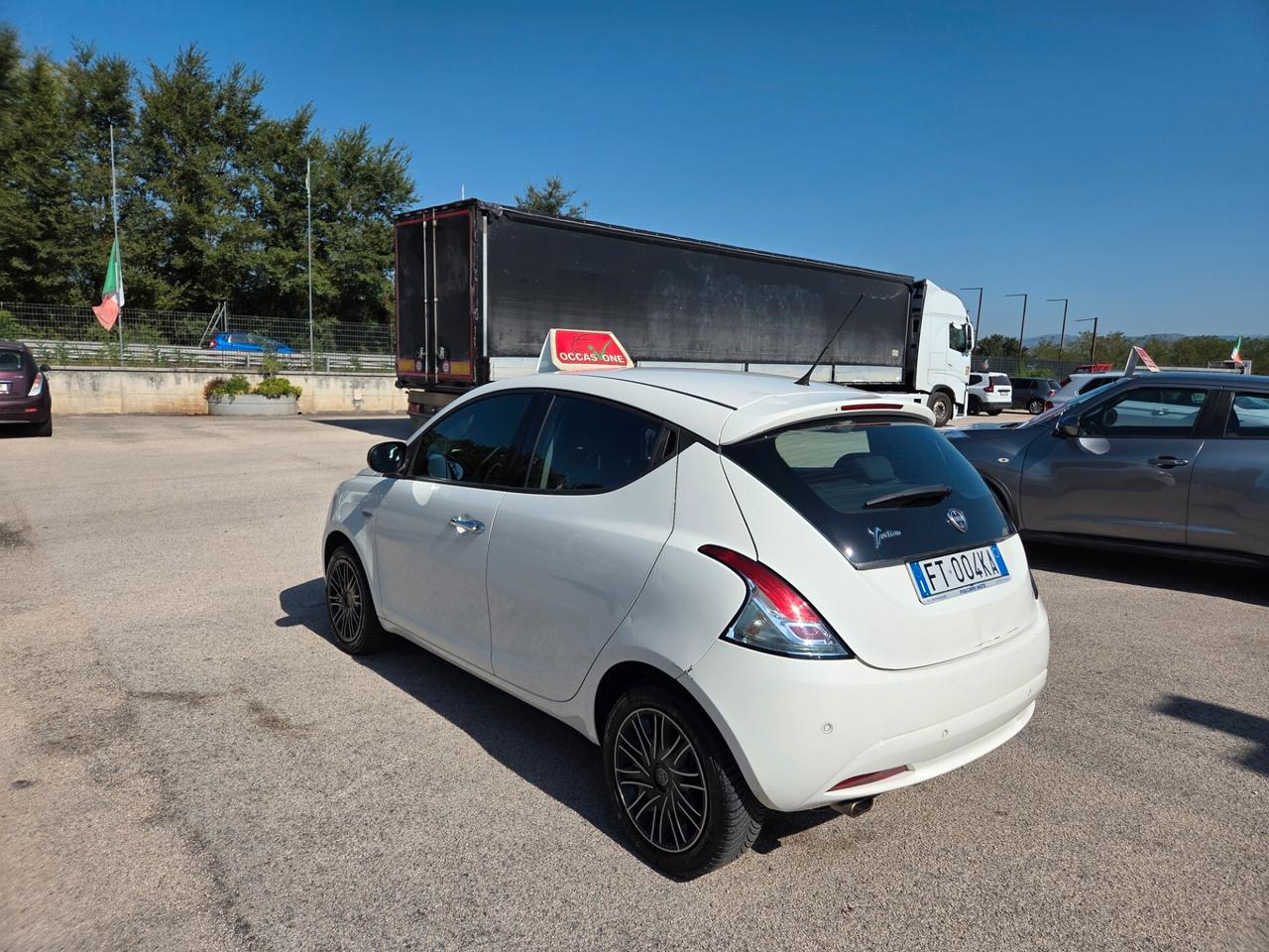 Lancia Ypsilon 1.2 69 CV 5 porte S&S Gold