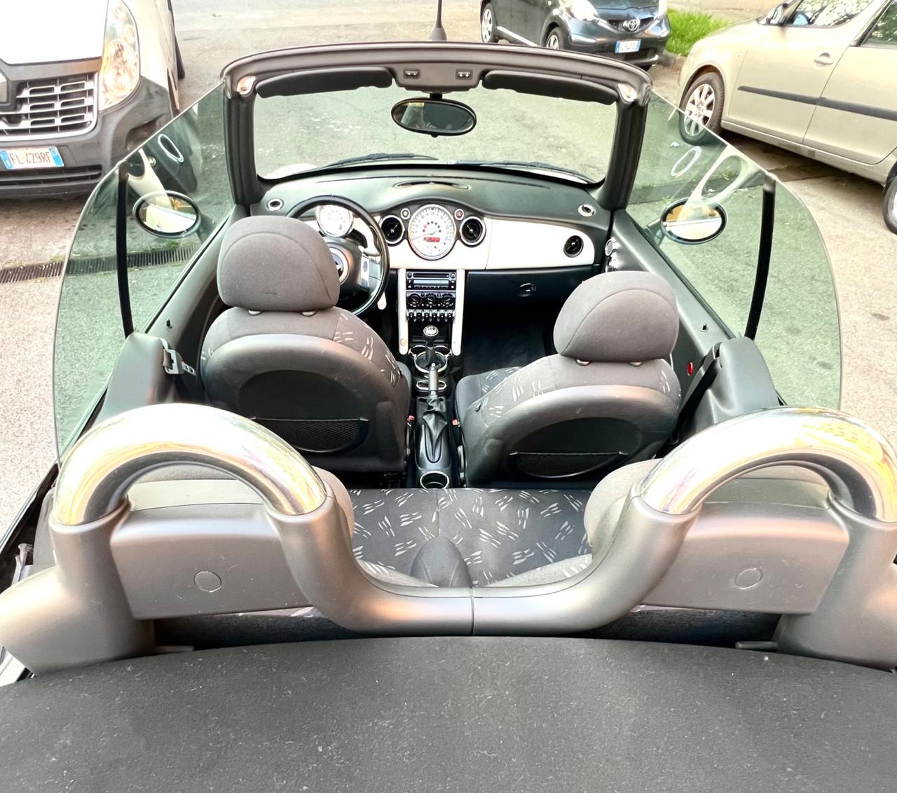 Mini 1.6 benzina Cabrio OK NEOPATENTATI full!!