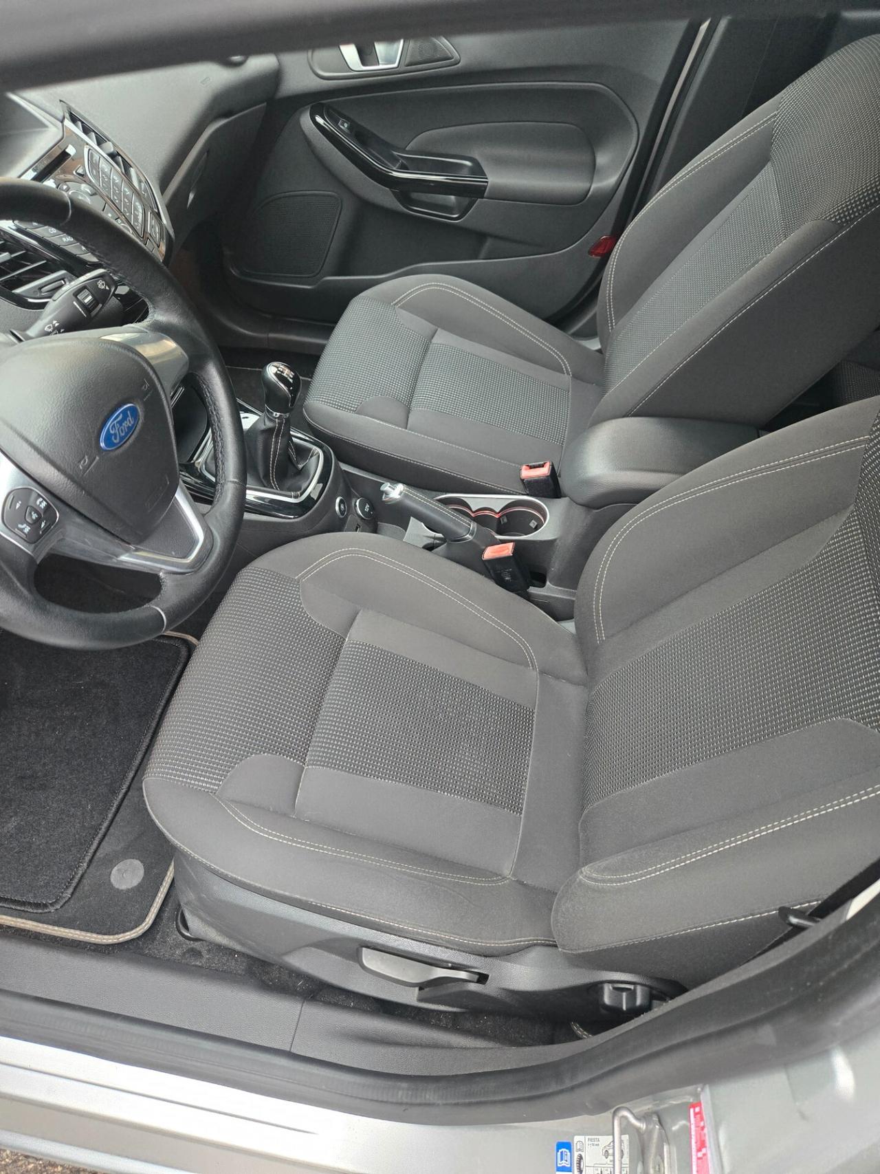 Ford Fiesta 1.4 5p. Bz.- GPL Titanium