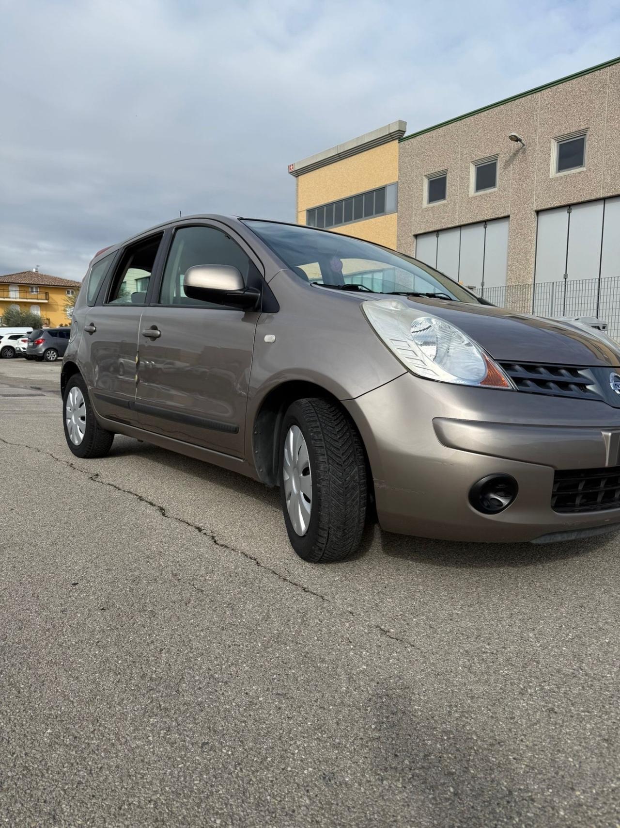 Nissan Note 1.4 16V Acenta 150000 km