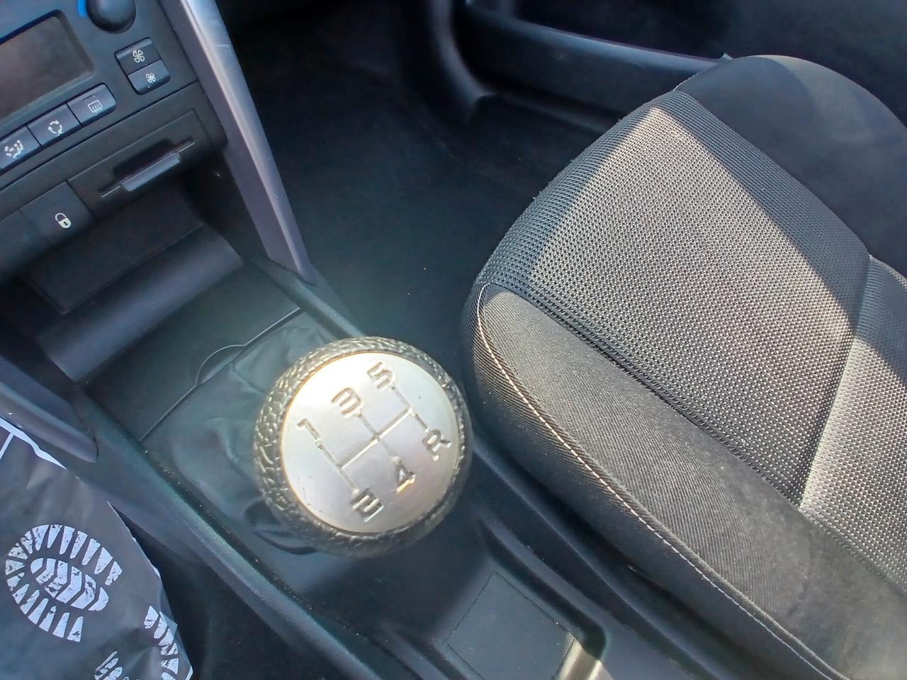 Peugeot 207 1.6 VTi 120CV CC Féline