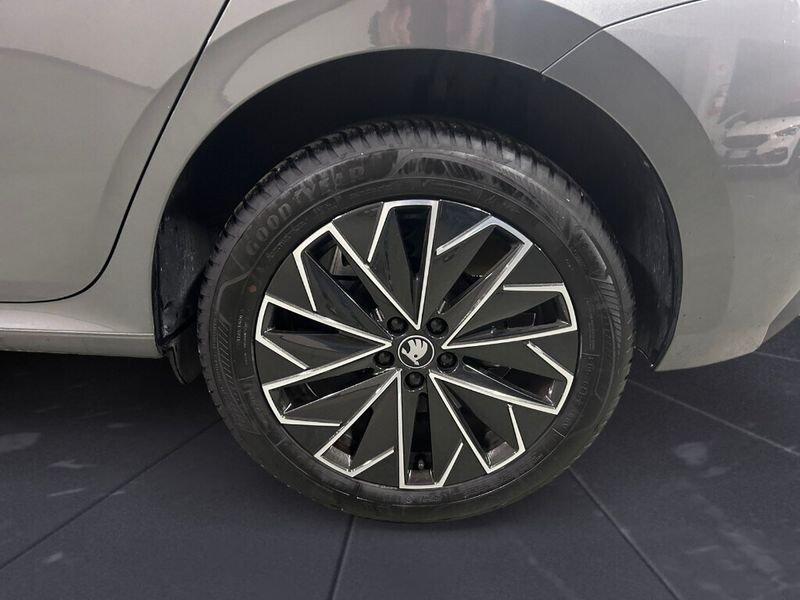 Škoda Kamiq 1.0 TSI 115 CV DSG Black Dots
