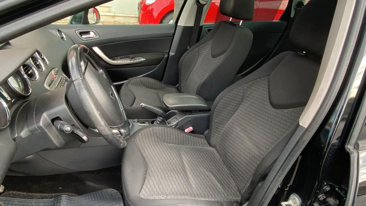 Peugeot 308 1.6 110 CV TD