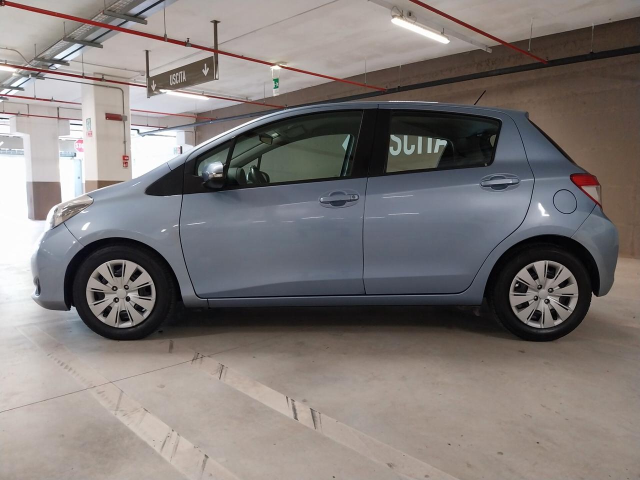 Toyota Yaris 1.4 D-4D 5 porte Lounge - ok neopatentati