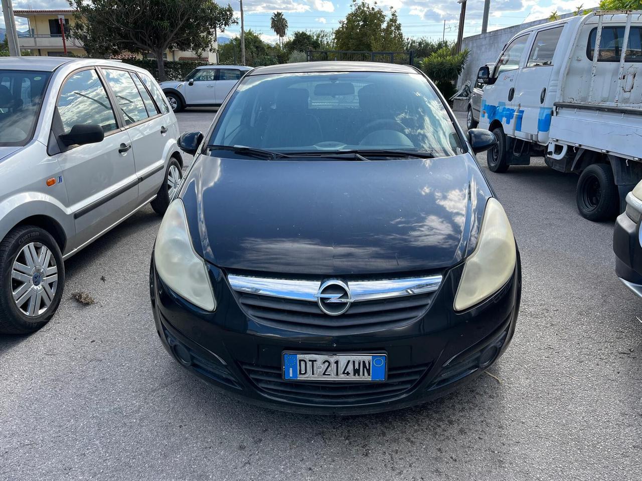 Opel Corsa 1.2 3 porte Club