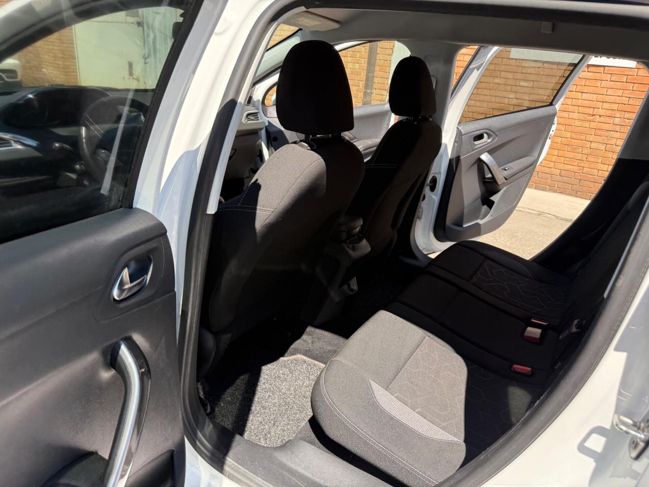 Peugeot 2008 BlueHDi 100 GT Line