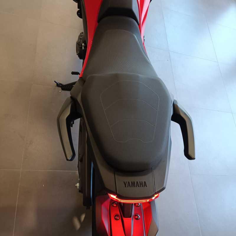 Yamaha Tracer 7 - 2025
