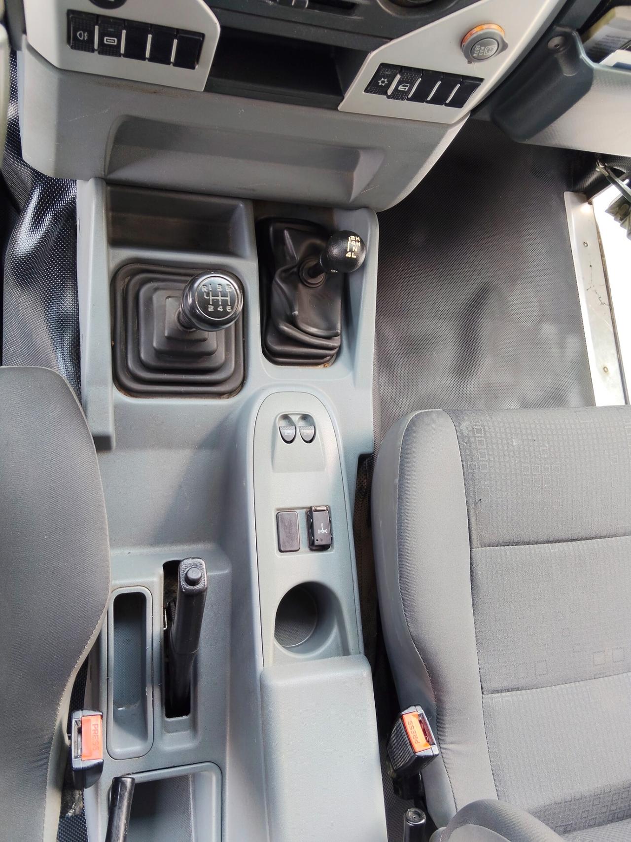 Iveco Massif 3.0 HPI 145cv 5 posti SW