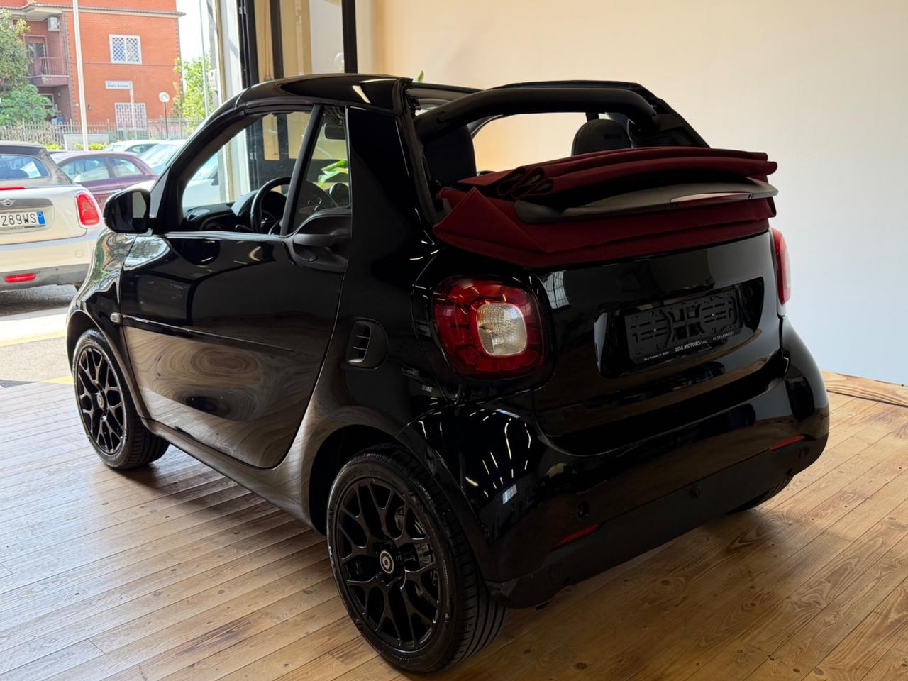 Smart ForTwo 1.0 71 CV CABRIO PRIME SPORT PACK LED NAVIGATORE PELLE 16 GARANZIA UNIPRO